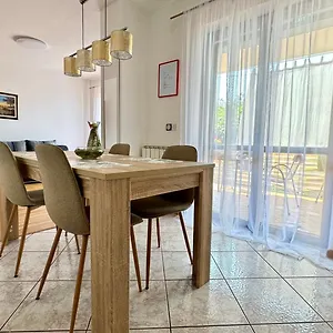 Mia Zambratija (Istria)